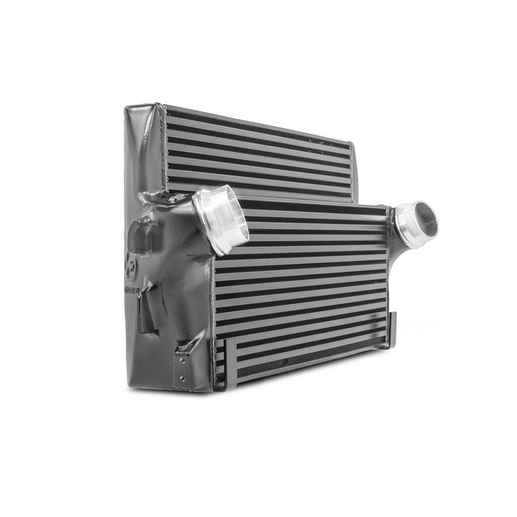 WAGNER TUNING Performance Intercooler Kit for BMW 740i